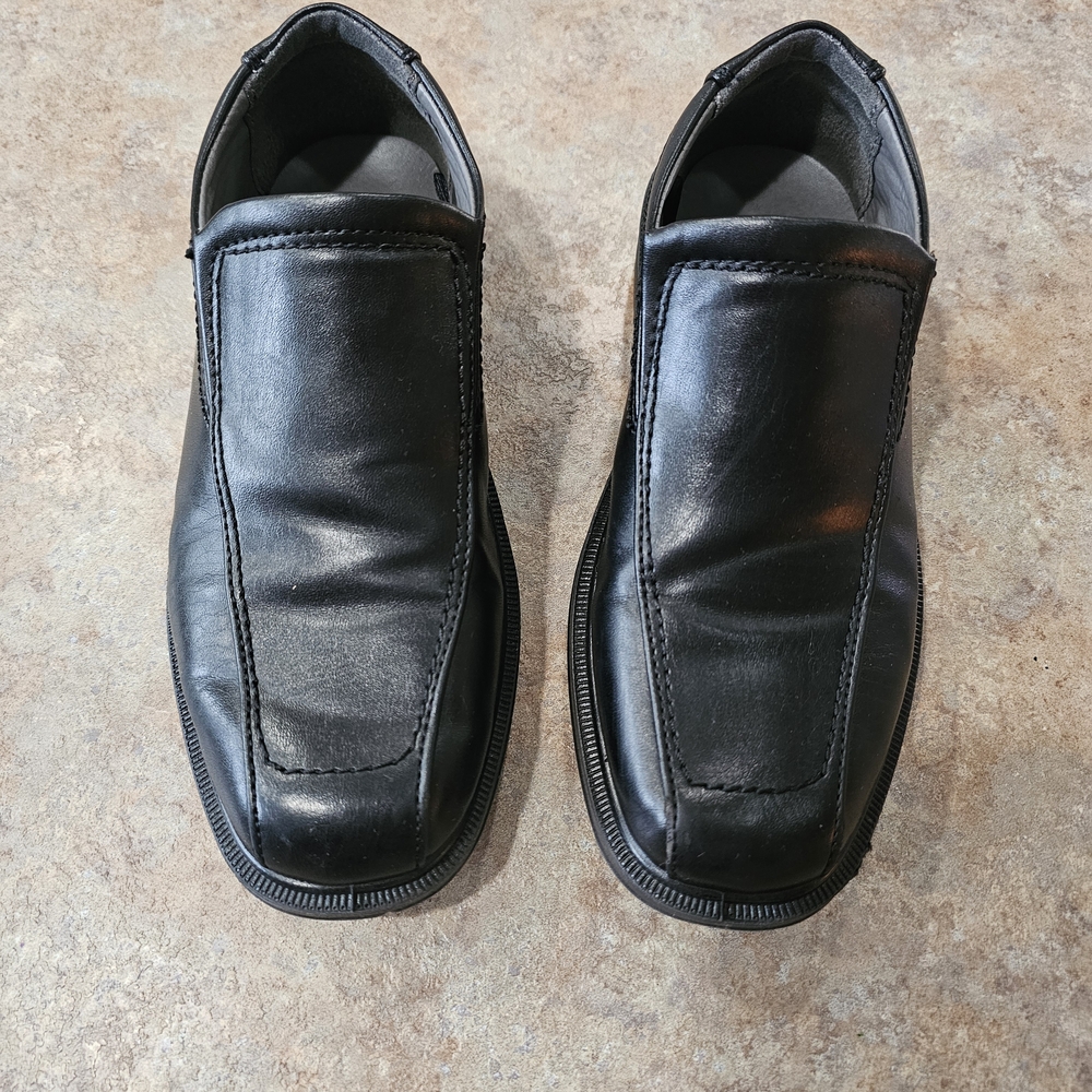 Deer Stags Kids Black Dress Shoes Size 4